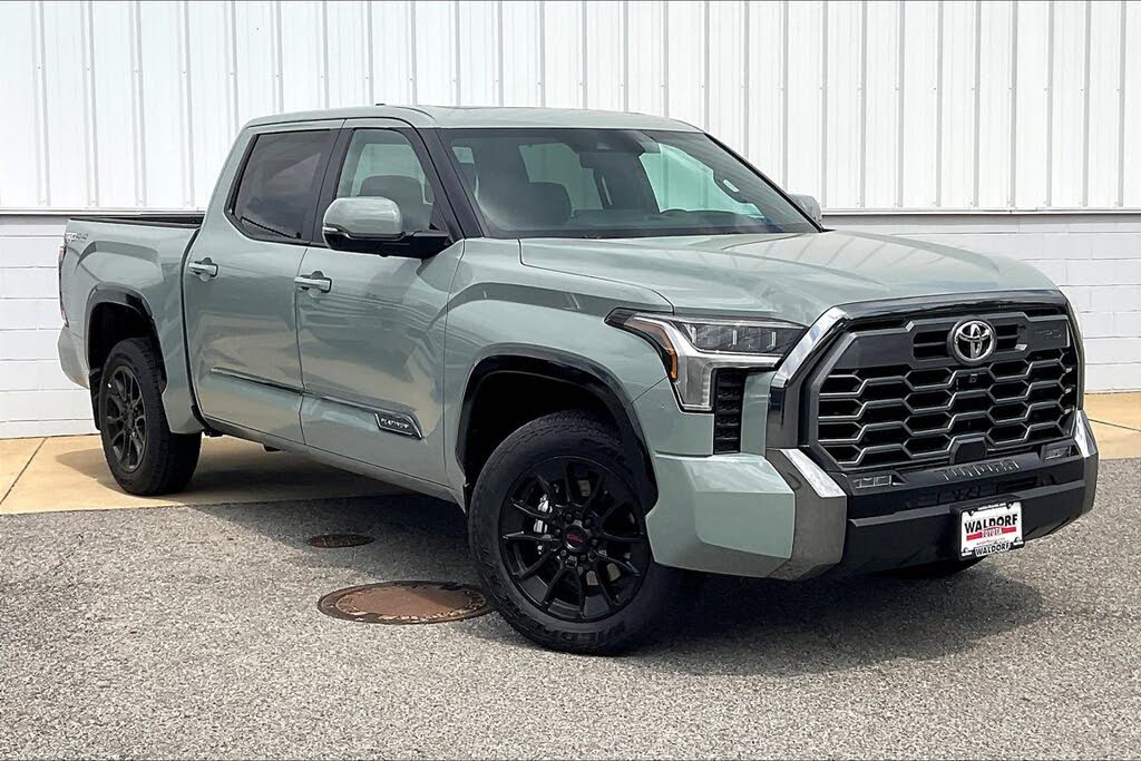 2025 Toyota Tundra Platinum CrewMax Cab 4WD