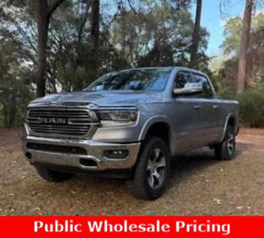 2019 RAM 1500 Laramie Crew Cab 4WD