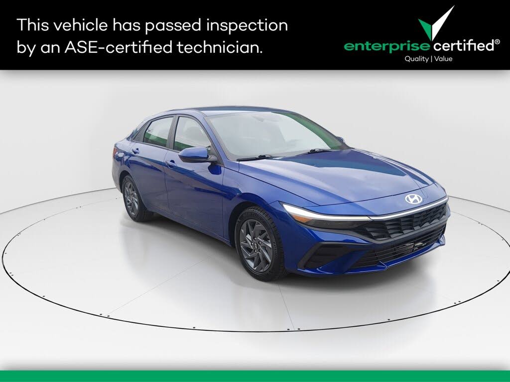 2024 Hyundai Elantra SEL FWD