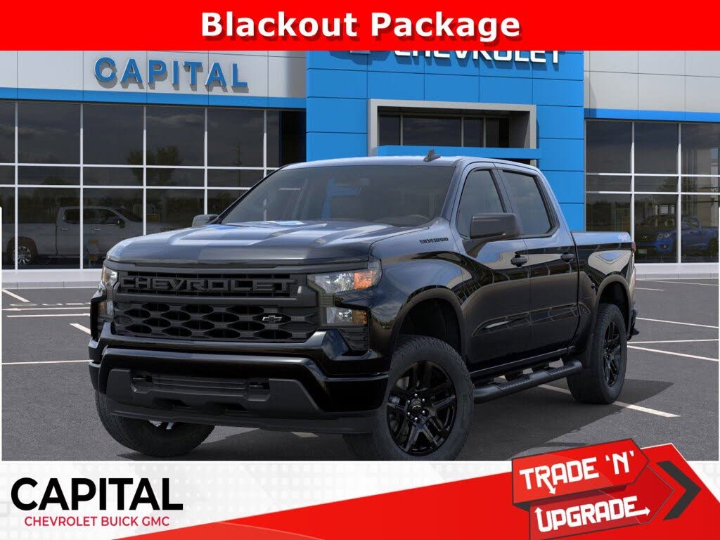 Chevrolet Silverado 1500 Custom Crew Cab 4WD 2026