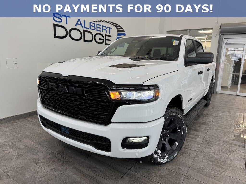 RAM 1500 Tradesman Crew Cab 4WD 2025