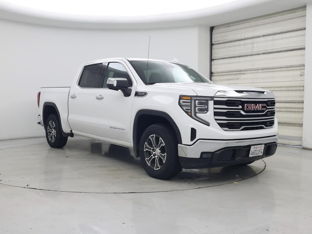 2024 GMC Sierra 1500 SLT Crew Cab RWD