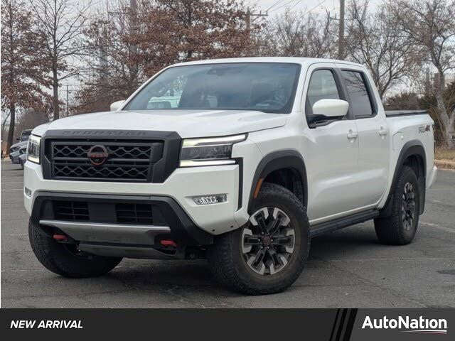 2023 Nissan Frontier PRO-4X Crew Cab 4WD