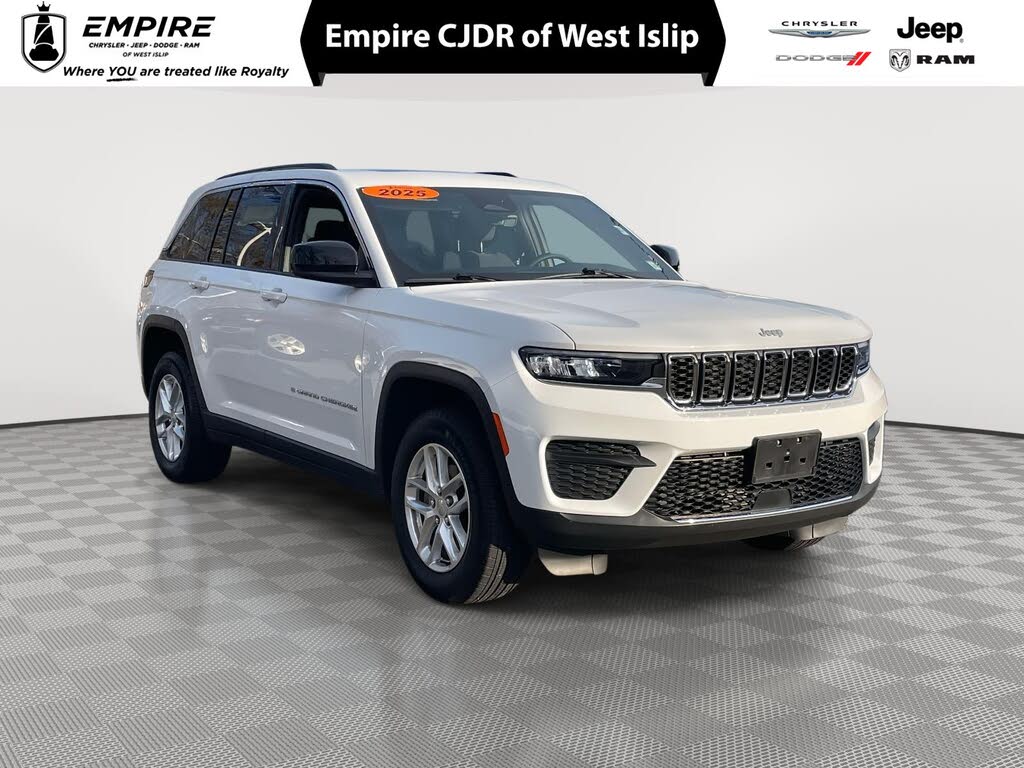 2025 Jeep Grand Cherokee Laredo X 4WD