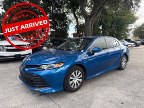 Toyota Camry Hybrid LE FWD