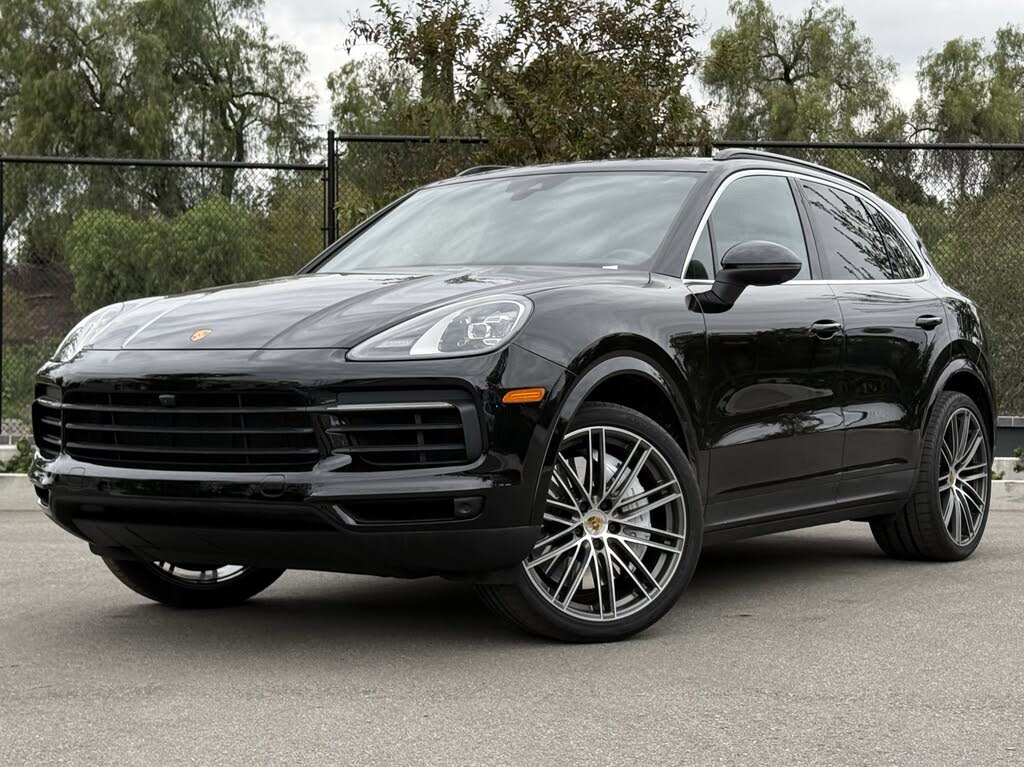 2022 Porsche Cayenne Platinum Edition AWD