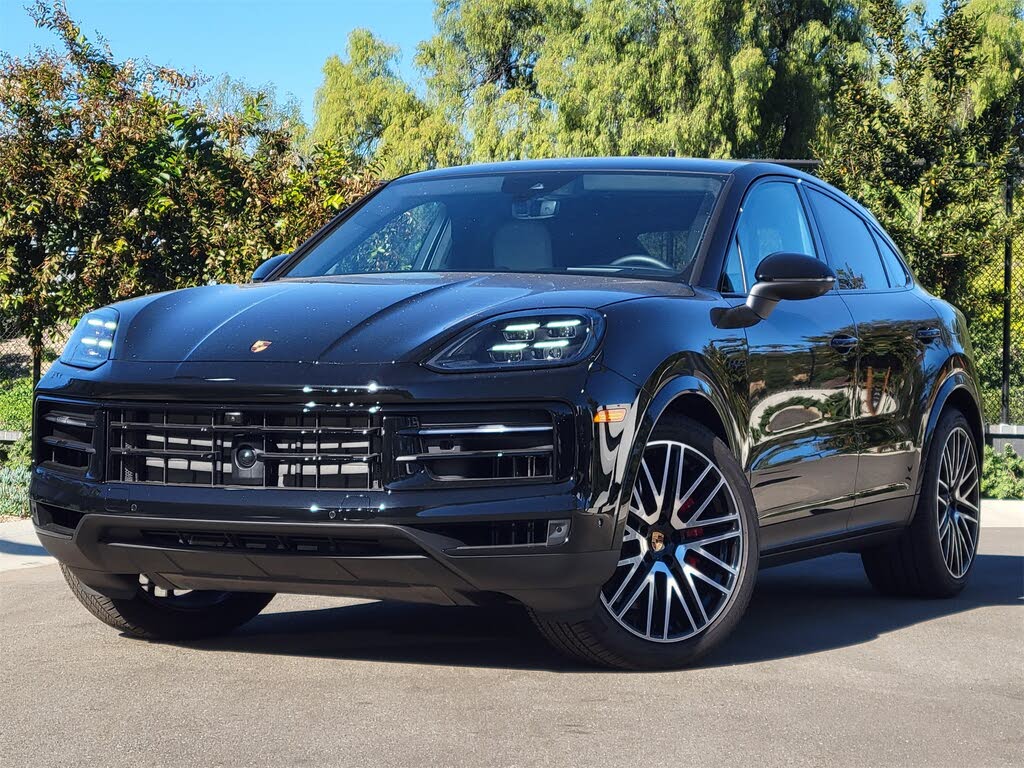 2025 Porsche Cayenne Coupe S AWD