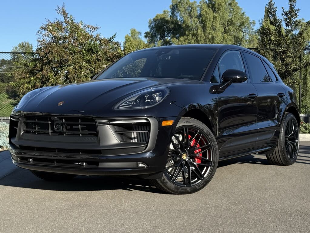 2026 Porsche Macan GTS AWD