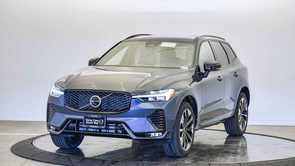 2026 Volvo XC60 B5 Plus AWD