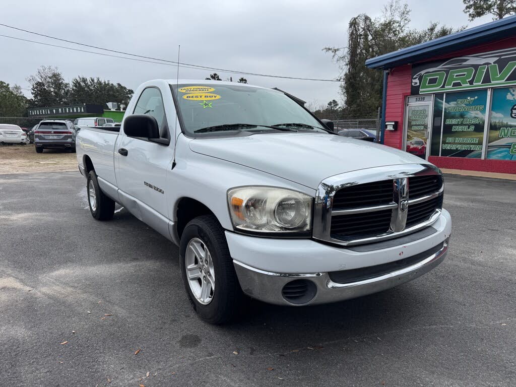 2006 Dodge RAM 1500 ST RWD