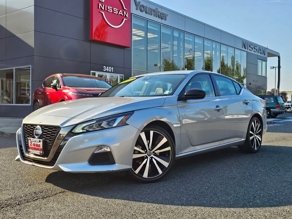 2022 Nissan Altima 2.5 SR FWD