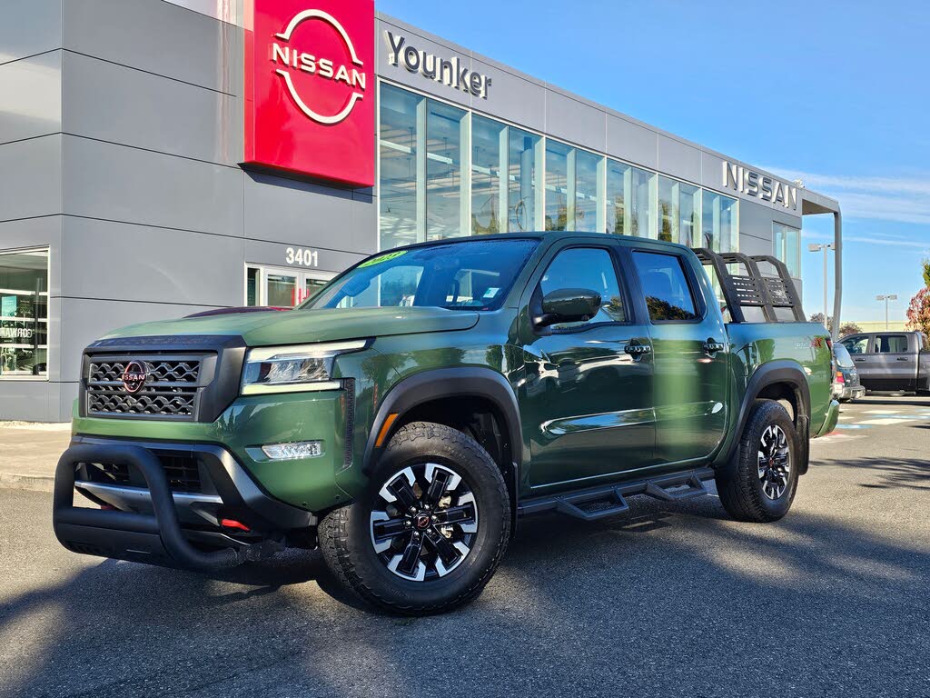 2023 Nissan Frontier PRO-4X Crew Cab 4WD