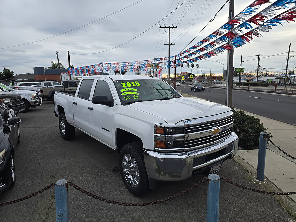 2015 Chevrolet Silverado 2500HD LT Crew Cab LB 4WD