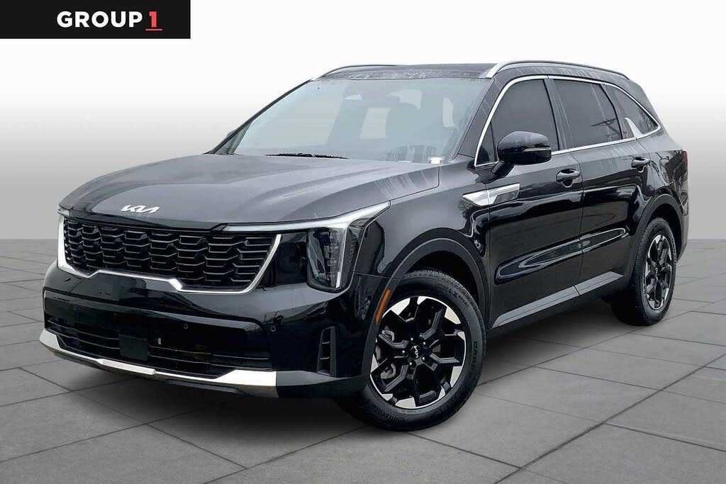 2025 Kia Sorento S FWD