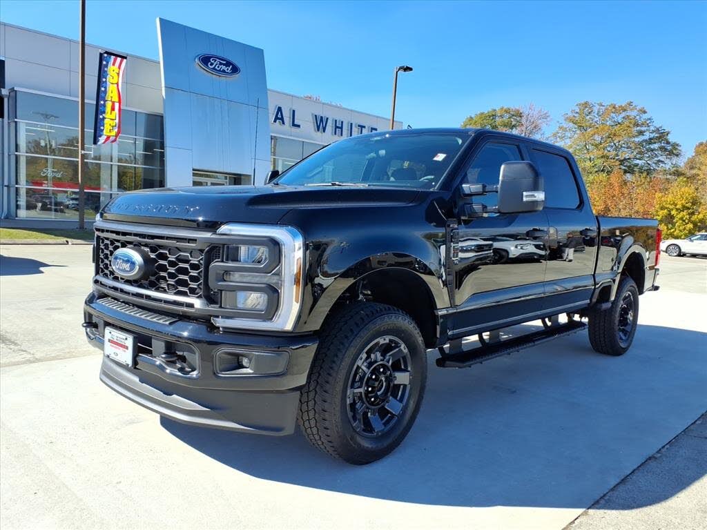 2026 Ford F-250 Super Duty XL Crew Cab 4WD