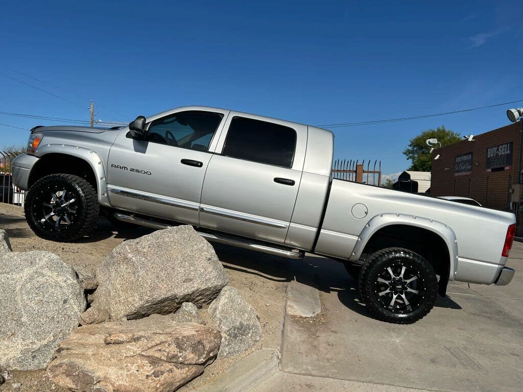 2006 Dodge RAM 2500 Laramie Mega Cab 4WD