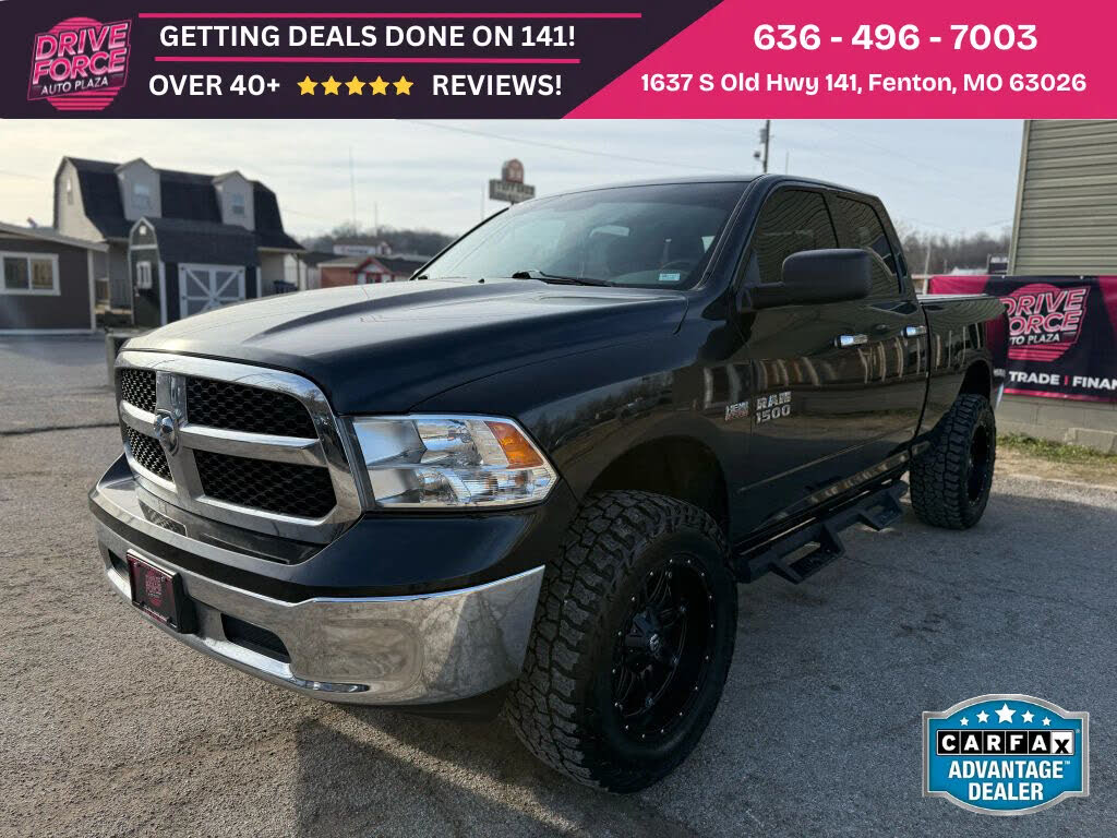 2016 RAM 1500 SLT Quad Cab 4WD