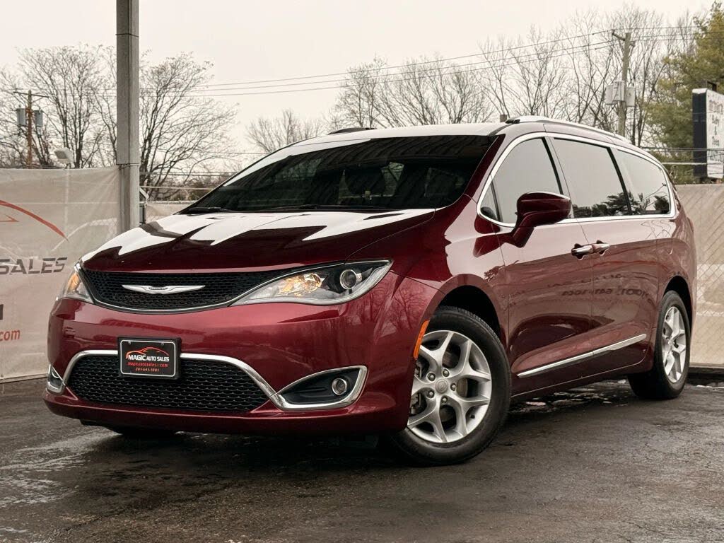 2020 Chrysler Pacifica Touring L 35th Anniversary FWD