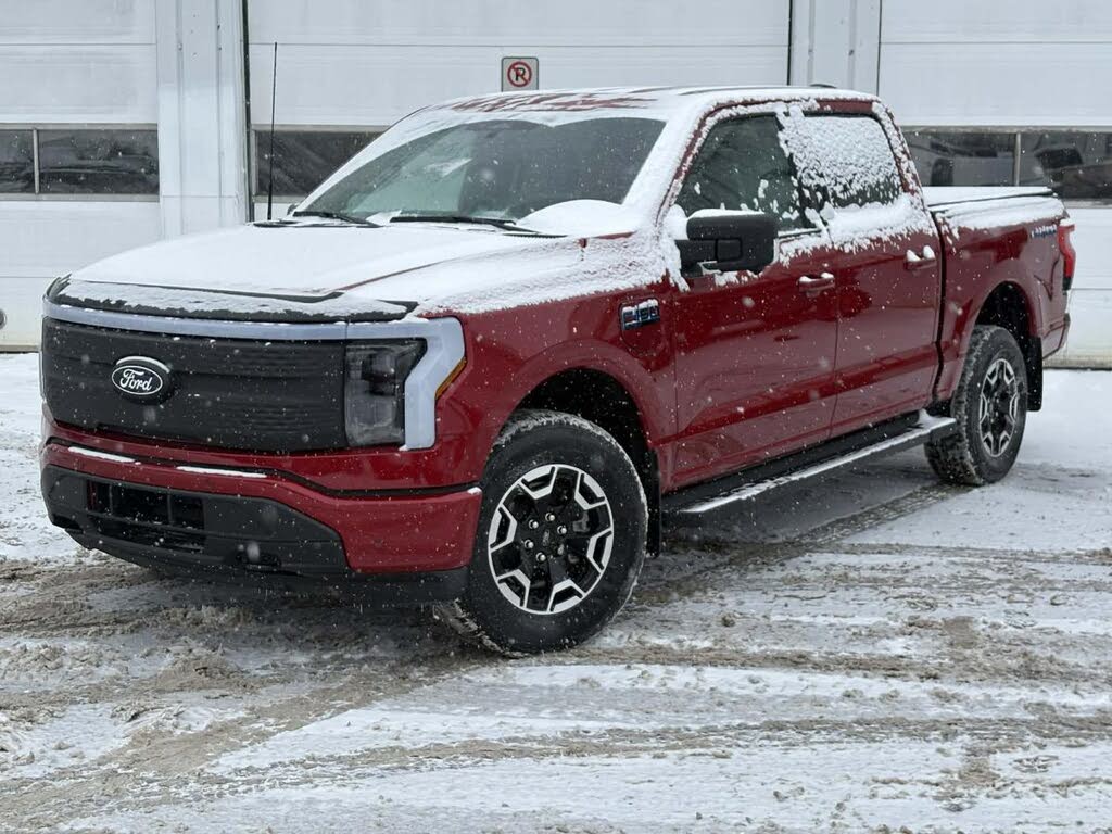 Ford F-150 Lightning Flash SuperCrew AWD 2025