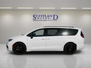 Chrysler Pacifica Limited FWD