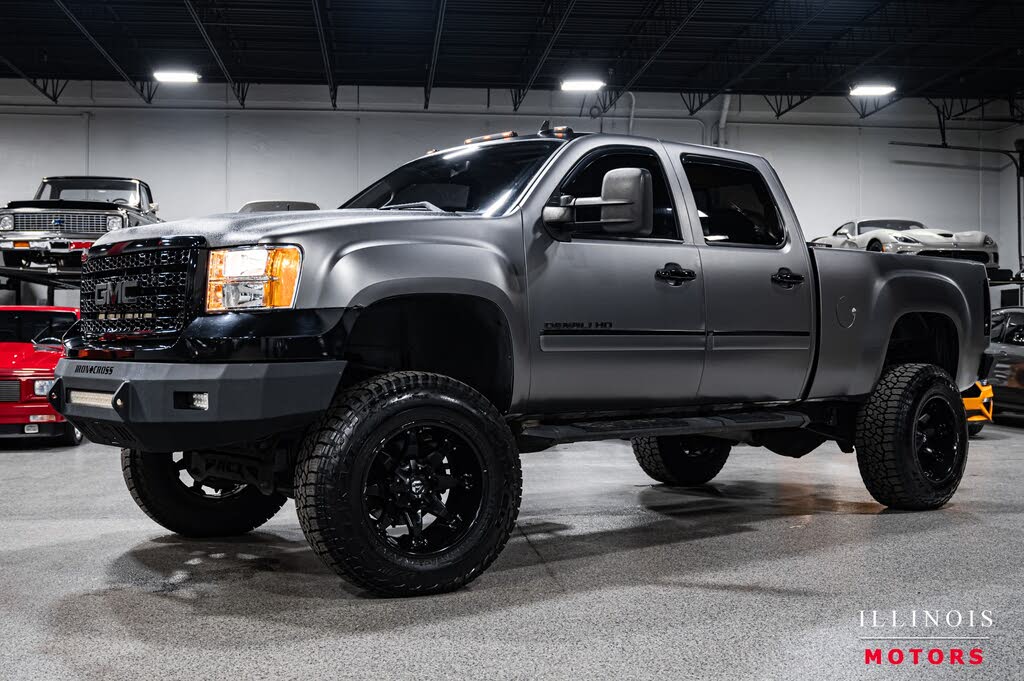 2011 GMC Sierra 3500HD Denali Crew Cab SB 4WD