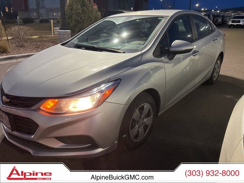 2018 Chevrolet Cruze LS Sedan FWD