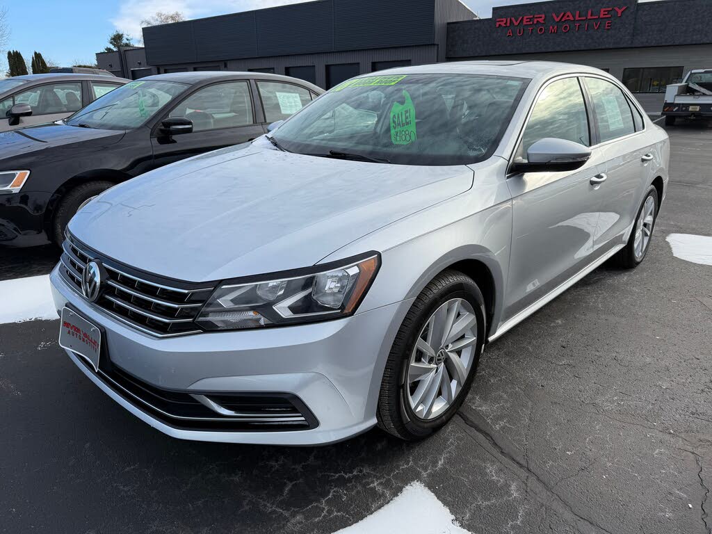 2018 Volkswagen Passat 2.0T SE FWD