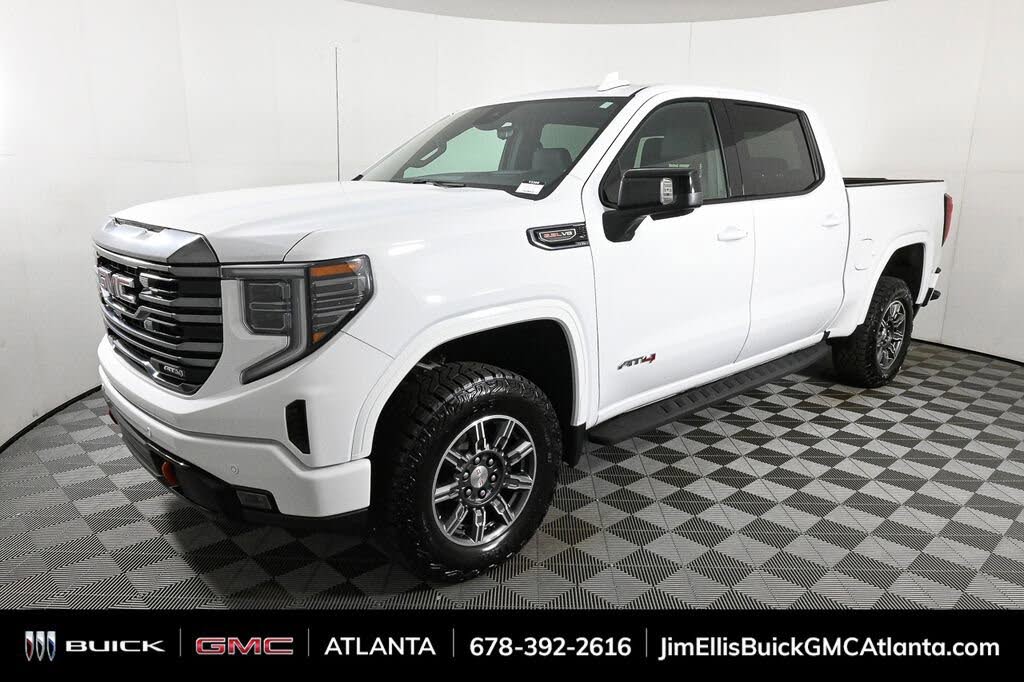 2024 GMC Sierra 1500 AT4 Crew Cab 4WD