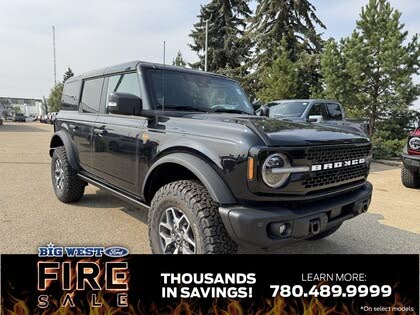 Ford Bronco Badlands 4-Door 4WD 2025