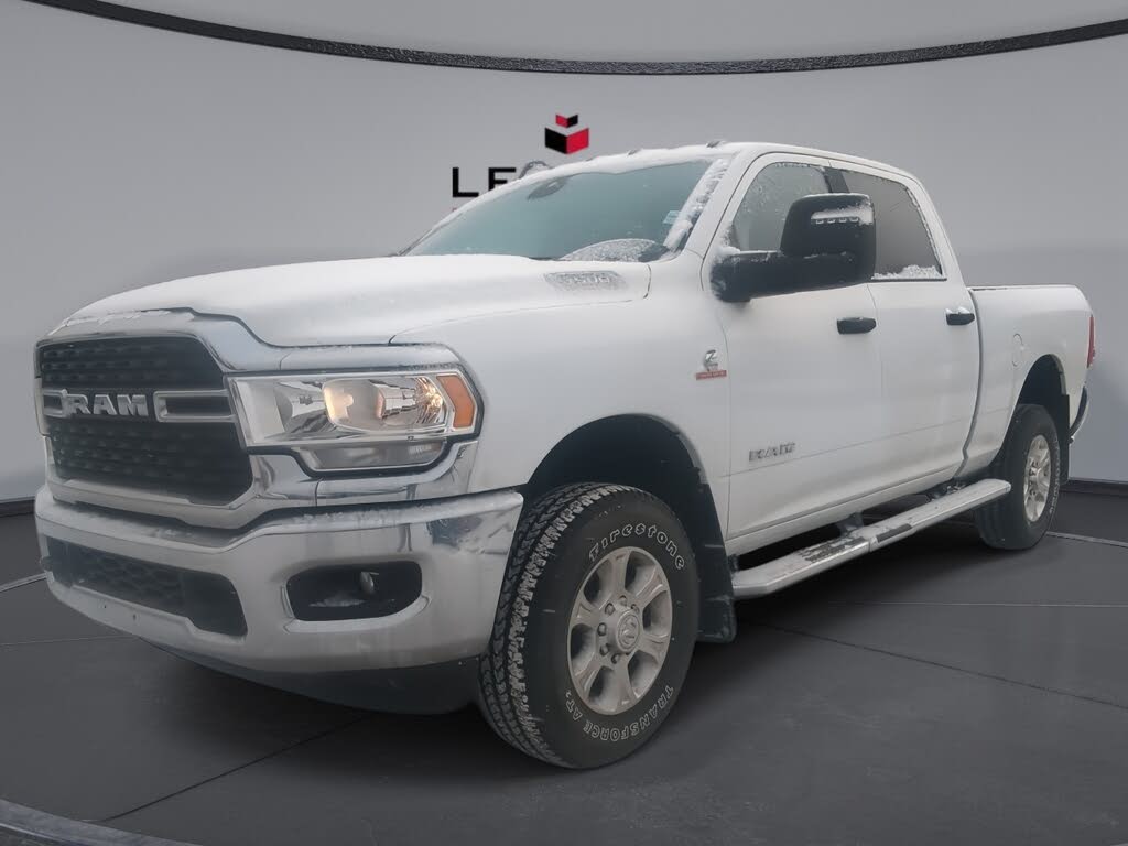2024 RAM 2500 Big Horn Crew Cab 4WD