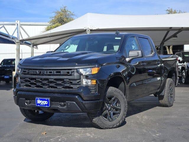 2026 Chevrolet Silverado 1500 Custom Trail Boss Crew Cab 4WD