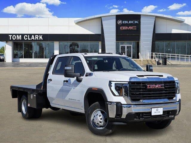 2026 GMC Sierra 3500HD Chassis Pro Crew Cab 4WD