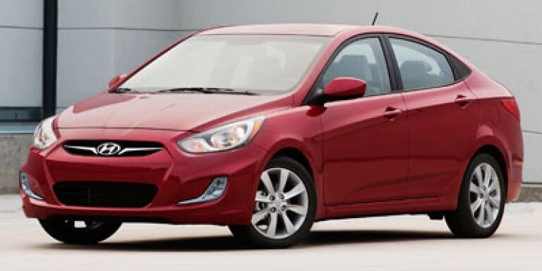 Hyundai Accent GLS Sedan FWD 2013