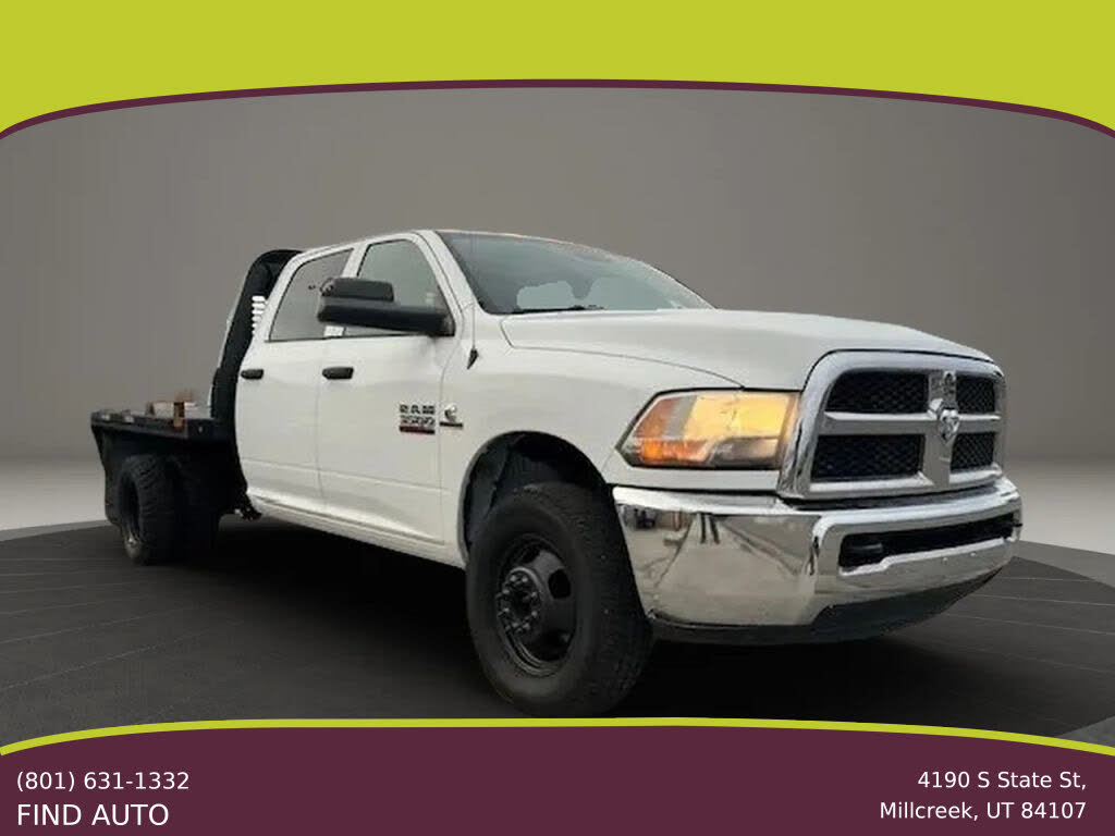 2018 RAM 3500 Chassis Tradesman Crew Cab 4WD
