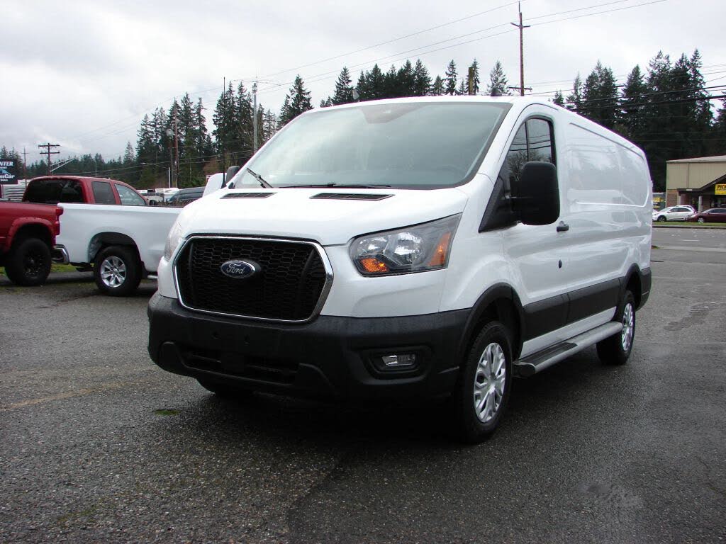 2024 Ford Transit Cargo 250 Low Roof LB RWD