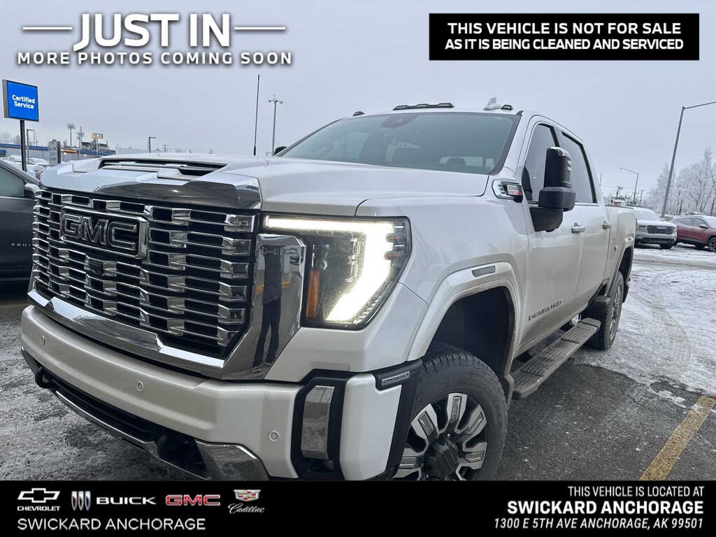 2024 GMC Sierra 2500HD Denali Crew Cab 4WD