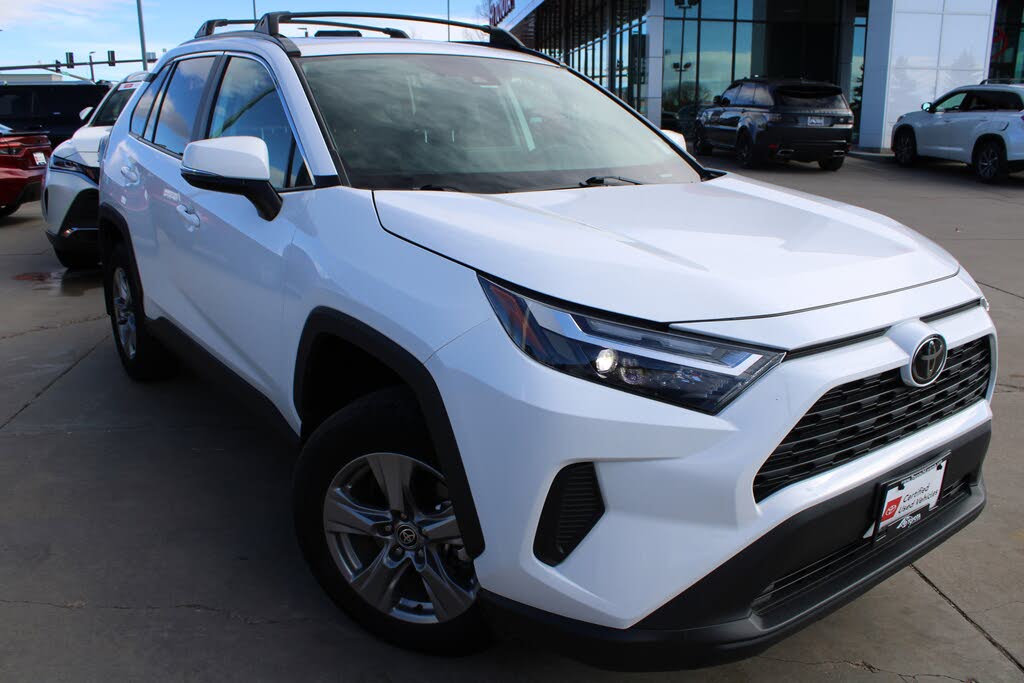 2024 Toyota RAV4 XLE AWD
