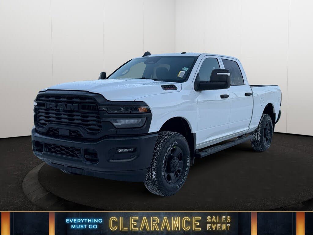 RAM 3500 Tradesman Crew Cab 4WD 2026