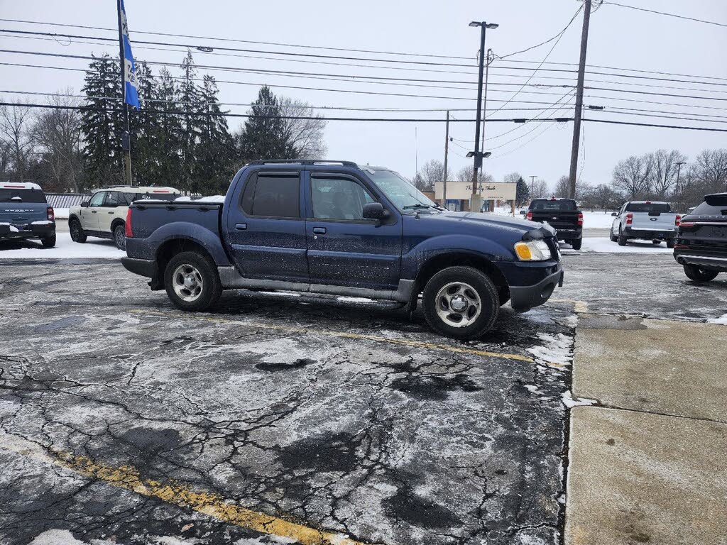 2004 Ford Explorer Sport Trac XLS Crew Cab