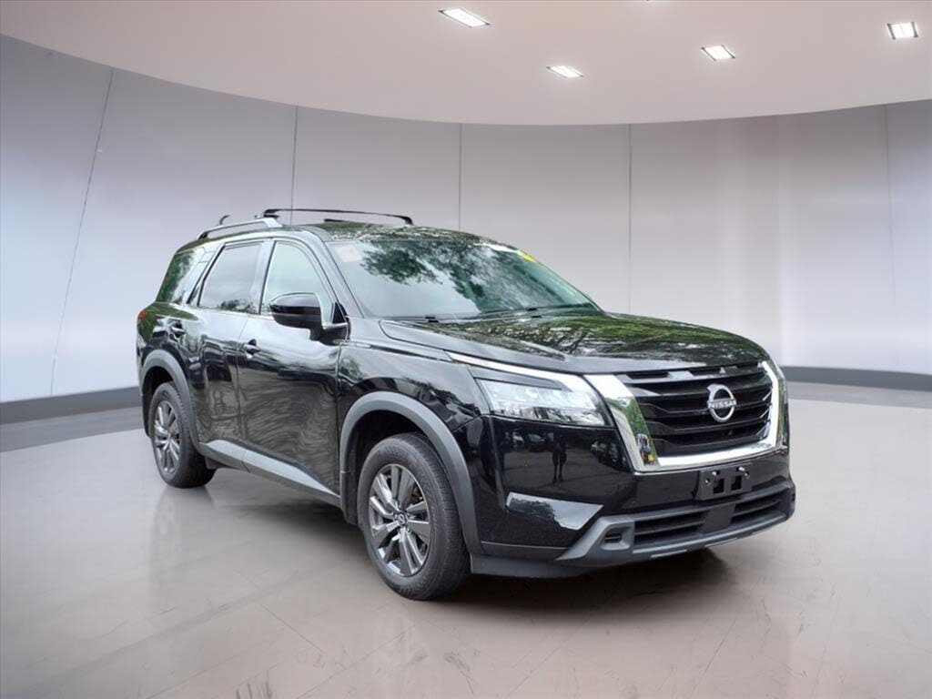 2024 Nissan Pathfinder SV 4WD