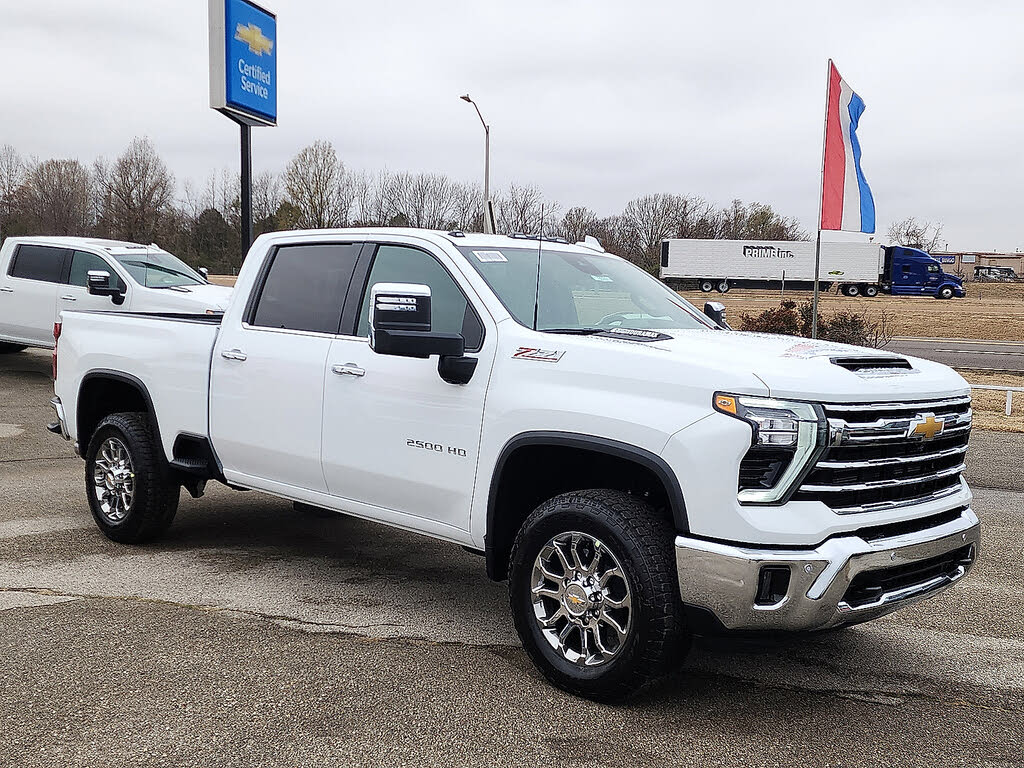 2026 Chevrolet Silverado 2500HD LTZ Crew Cab 4WD