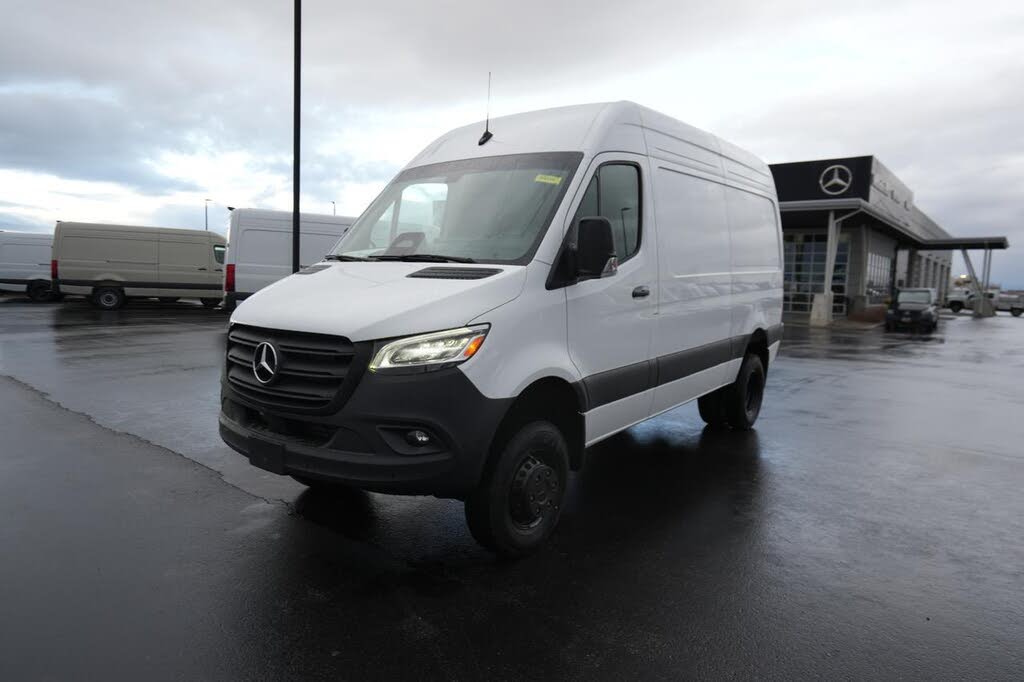 2026 Mercedes-Benz Sprinter Cargo 3500XD 144 Standard Roof AWD