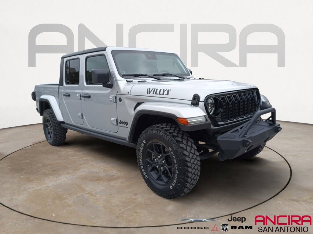 2024 Jeep Gladiator Willys Crew Cab 4WD