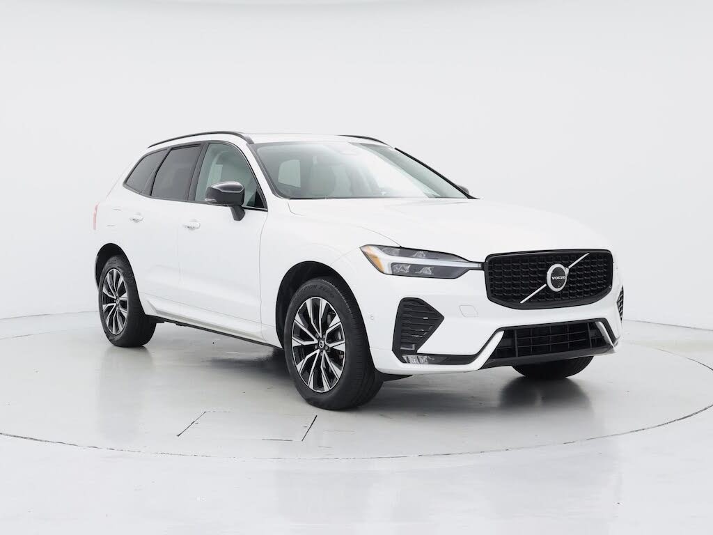 2024 Volvo XC60 B5 Plus Dark Theme AWD