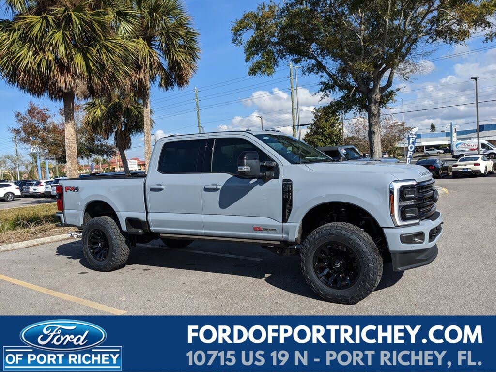 2026 Ford F-250 Super Duty Platinum Crew Cab 4WD