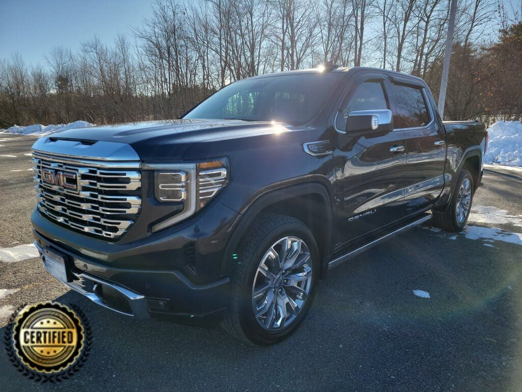 2022 GMC Sierra 1500 Denali Crew Cab 4WD