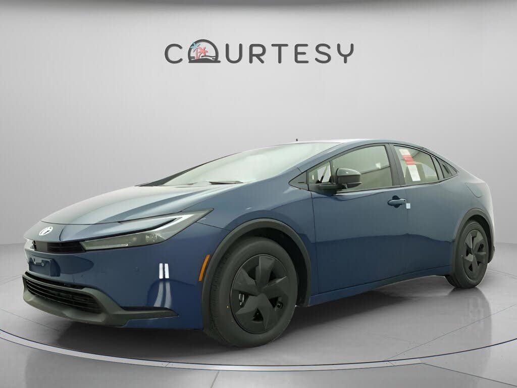 2026 Toyota Prius LE FWD