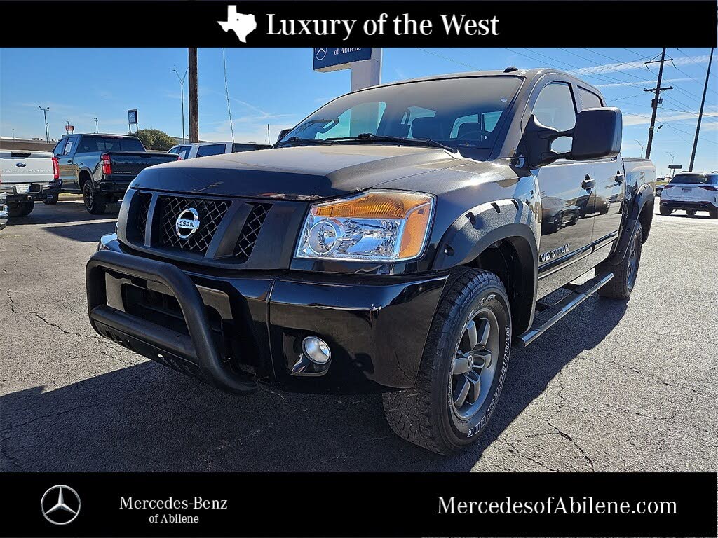 2015 Nissan Titan PRO-4X Crew Cab 4WD