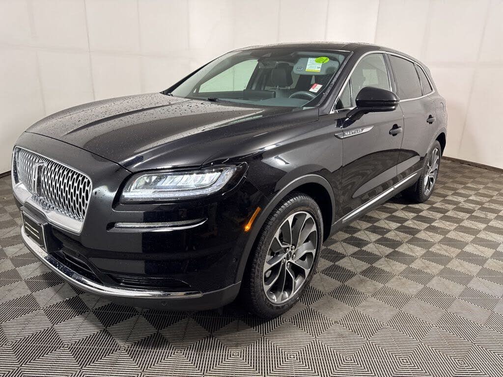 2022 Lincoln Nautilus Reserve AWD