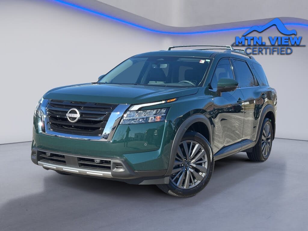 2024 Nissan Pathfinder SL FWD